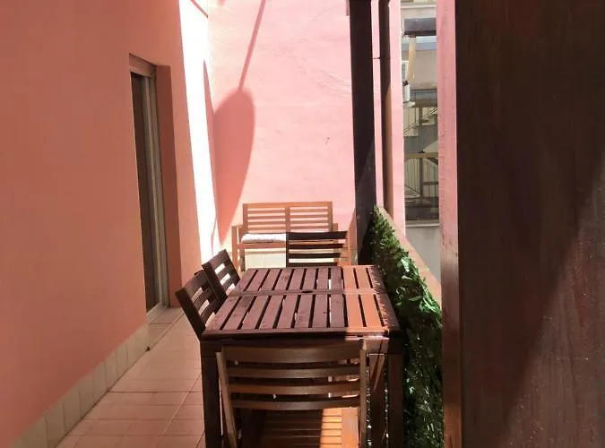 House In Lungomare Tysandros 別荘