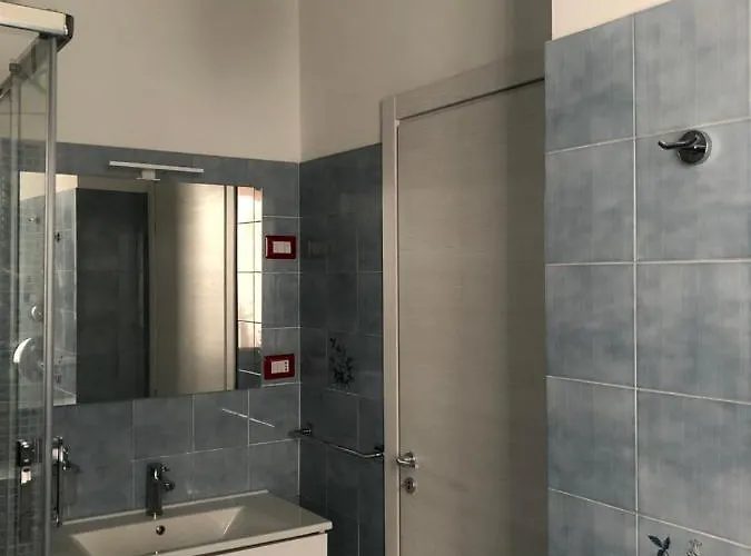 House In Lungomare Tysandros 別荘